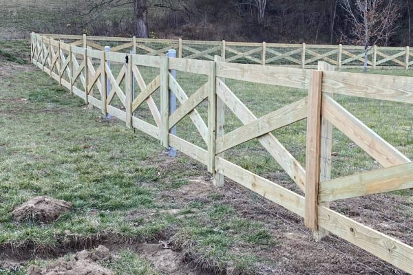 Supremo Roofing & Fencing 03